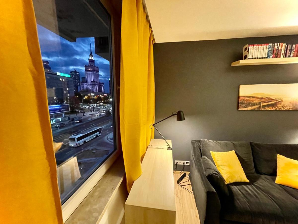 Forum Metro Wifi 1Gbs 70'Tv Netflix Hbo Appletv ワルシャワ エクステリア 写真